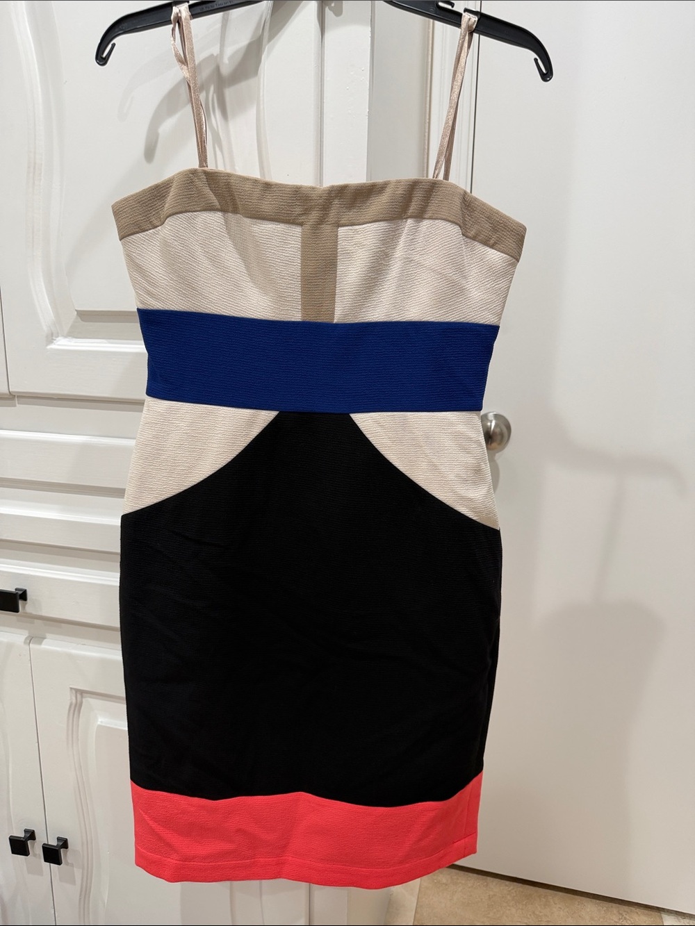 BCBGMAXAZRIA Colorblock Strapless Bodycon Dress in Blue, Black & Coral